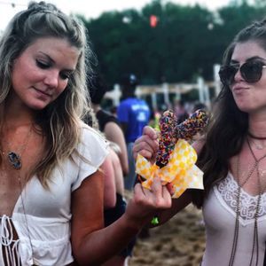 Meet your Posher, Casey